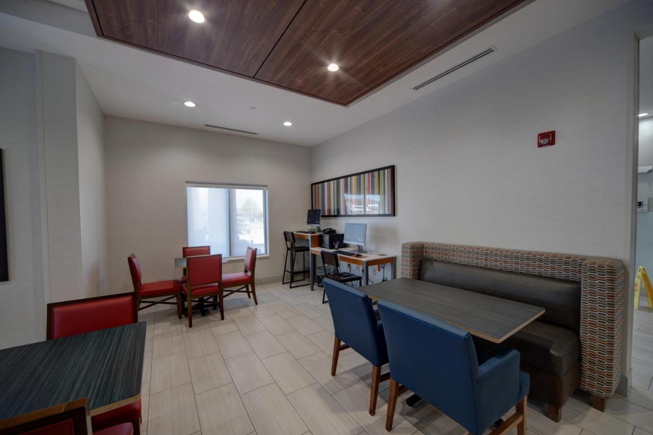 Holiday Inn Express Hotel & Suites Oklahoma City-West Yukon By Ihg Extérieur photo